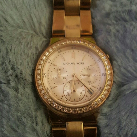 MK ROSE GOLD WATCH - Picture 3 of 4